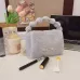 Peluş Makyaj Kozmetik Bakım Malzemesi Çantası ve Kürklü Seyahat Organizer Çanta