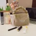 Peluş Makyaj Kozmetik Bakım Malzemesi Çantası ve Kürklü Seyahat Organizer Çanta